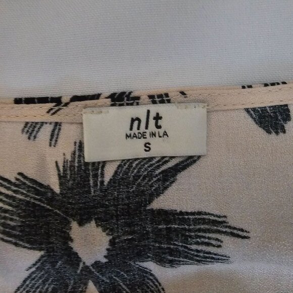 n/t Women's Beige & Black Floral Elastic Waist V-Neckline Maxi Dress Size Small - Picture 6 of 13